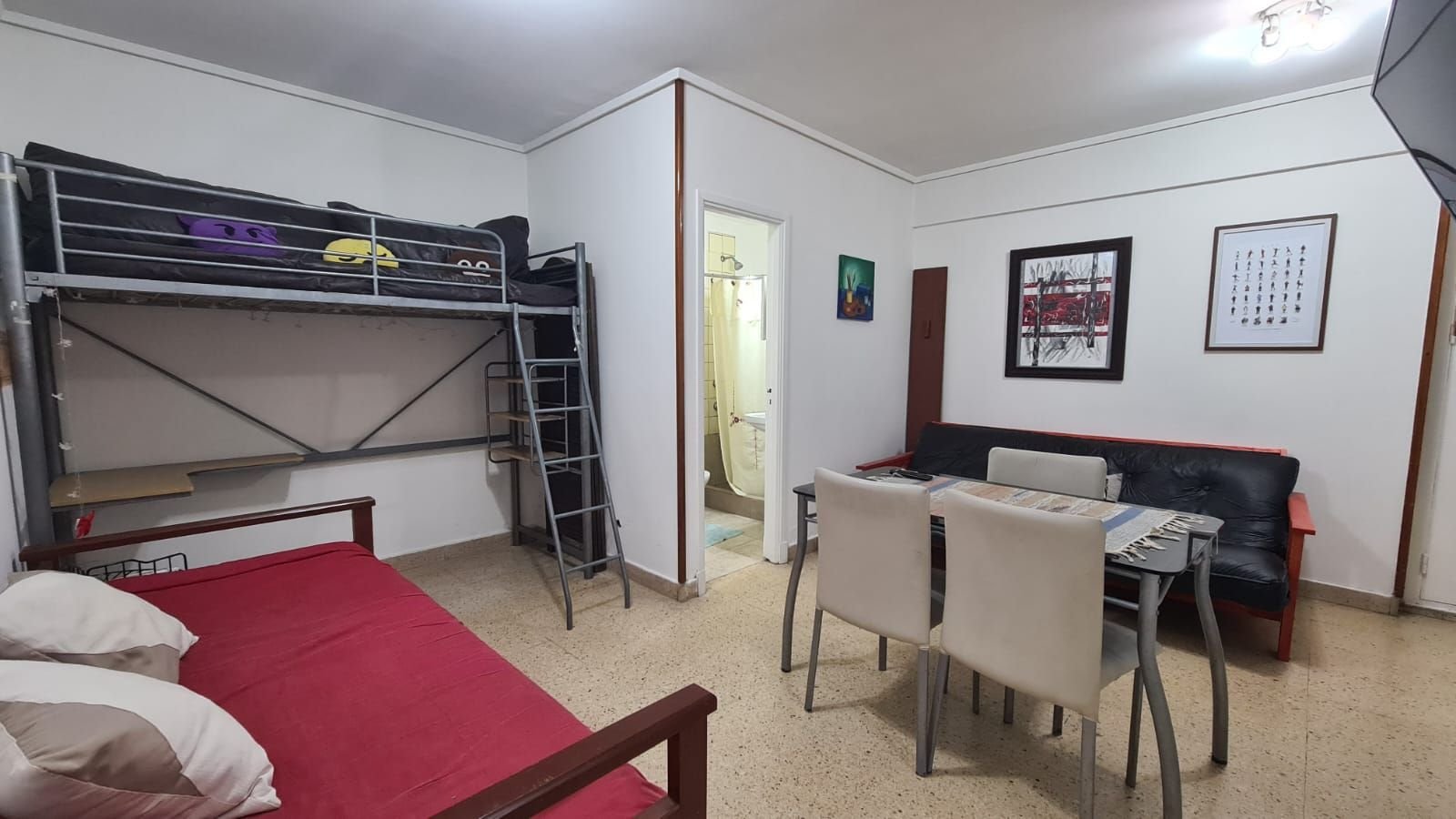 1 ambiente amplio interno